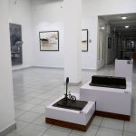 Exposición / Bronce, papel y lienzo