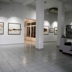 Exposición / Bronce, papel y lienzo