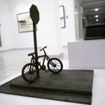 Exposición / Bronce, papel y lienzo